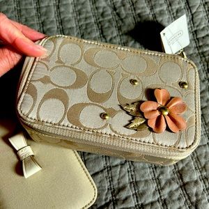 Coach jewelry box tan in color w lid and multiple slots